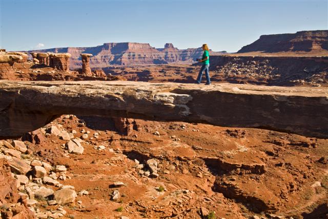 White%20Rim%20Trail%20Utah%20Messelman%20Arch.JPG