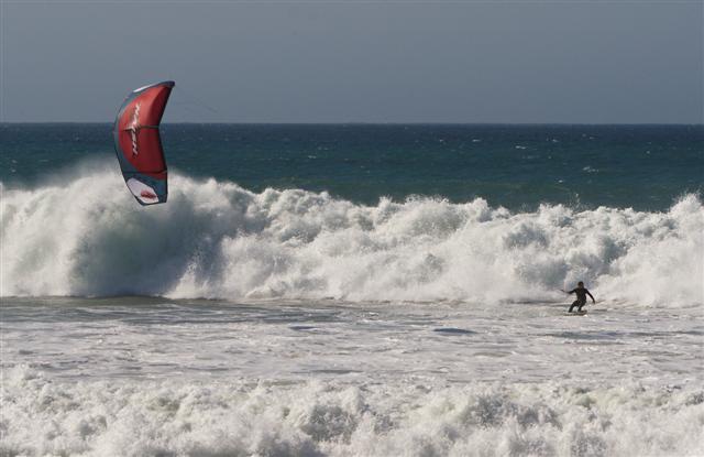 Kite%20Boarding%20at%20Jamala%20Beach.JPG