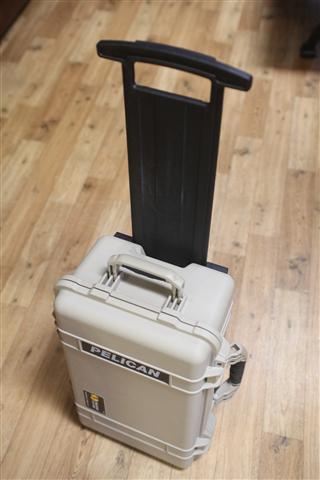 Pelican_1510_Case%20(4).JPG